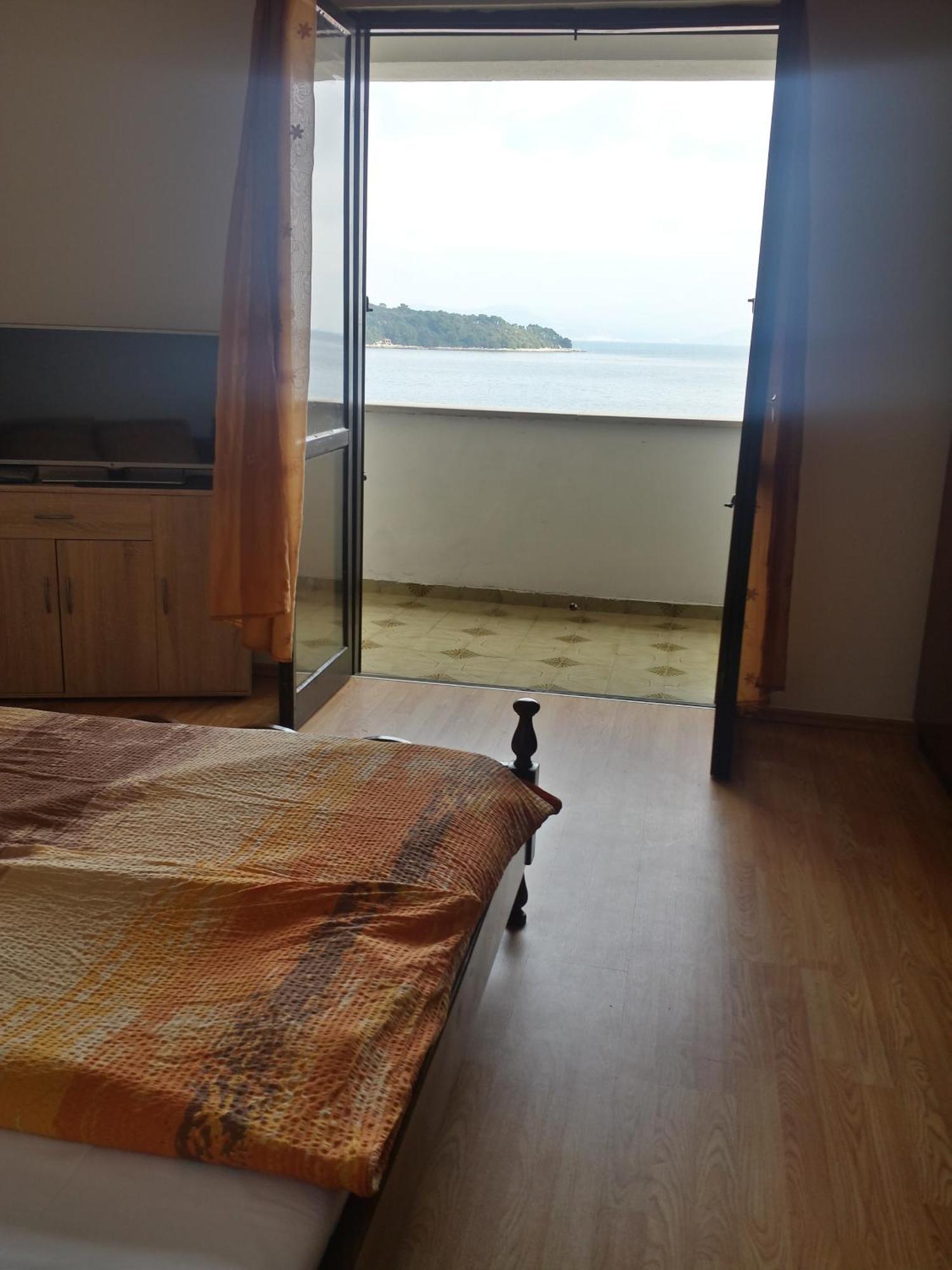Apartments "Villa Mungos" Sobra Eksteriør bilde